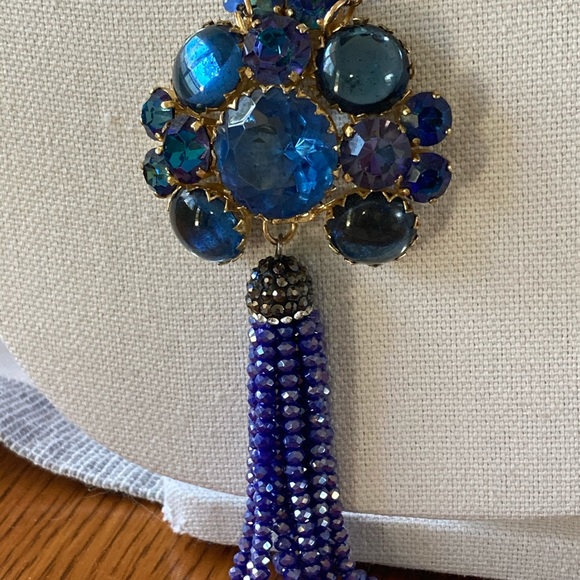 NWT Repurposed Vintage Pendant Triple Strand Long Bead Tassel Ne… - Picture 4 of 10